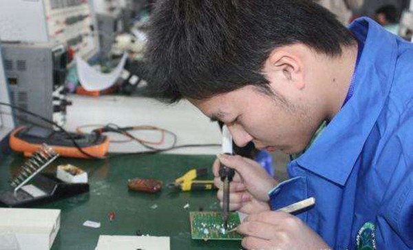 客戶要求加急，這家印刷電路板制作廠家卻拒絕接單？第1張