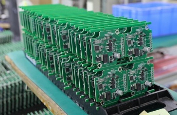 汽車(chē)電路板廠家的常見(jiàn)問(wèn)題有哪些？第1張
