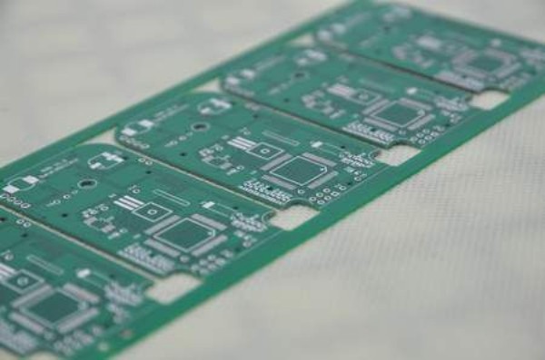 體積縮小30%，這款無人機電路板性能卻大幅提升！第1張